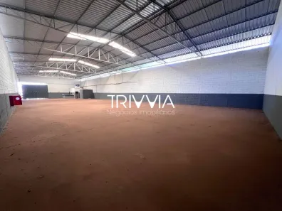 Galpão/Depósito/Armazém para alugar, 737m² no Distrito Industrial, Uberlândia