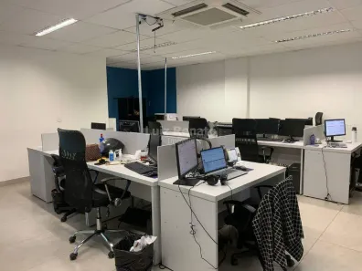 Sala Comercial para alugar, 90m² no Lourdes, Belo Horizonte