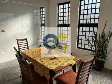 Casa com 3 Quartos à venda, 212m² no Centro, Diadema