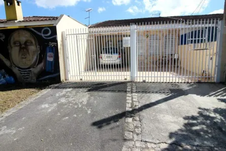 Casa com 3 Quartos à venda, 66m² no Cajuru, Curitiba
