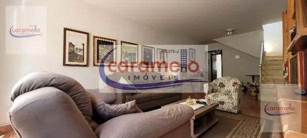 Sobrado com 3 Quartos à venda, 273m² no Parque Maria Domitila, São Paulo