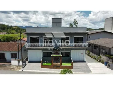 Casa com 2 Quartos à venda, 217m² no Gaspar Grande, Gaspar