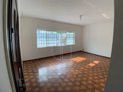 Casa com 3 Quartos à venda, 380m² no Jardim Maria Izabel, Marília