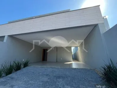 Casa com 3 Quartos à venda, 197m² no Santo Antônio, Joinville