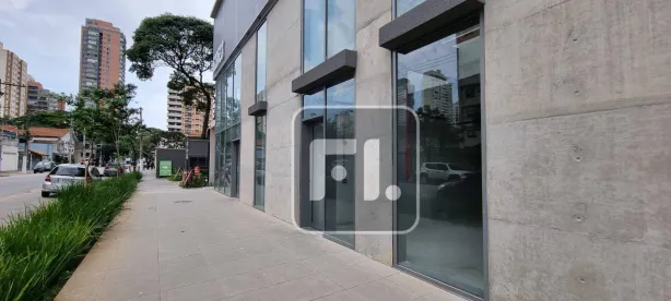Ponto Comercial para alugar, 358m² no Santo Amaro, São Paulo