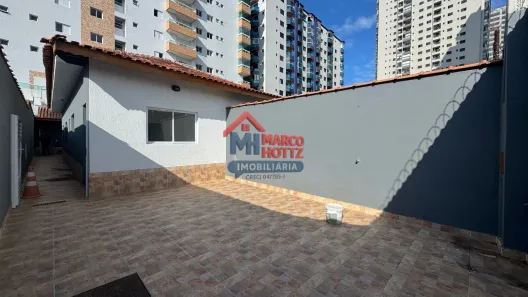 Casa com 2 Quartos para alugar, 71m² no Guilhermina, Praia Grande