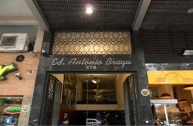 Casa com 2 quartos — Centro, Belo Horizonte