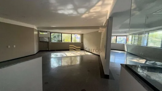 Sala Comercial para alugar, 240m² no Santa Lúcia, Vitória