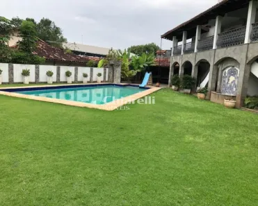 Casa com 5 Quartos à venda, 1000m² no Piratininga, Niterói