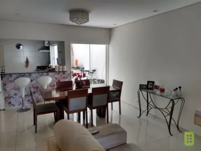 Sobrado com 3 Quartos à venda, 205m² no Vila Alpina, Santo André