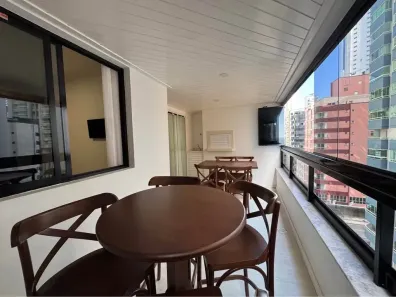 Apartamento com 3 Quartos para alugar, 110m² no Centro, Balneário Camboriú