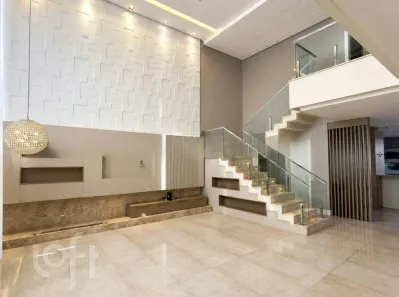 Casa com 3 Quartos à venda, 340m² no Centro, Canoas