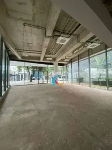 Ponto Comercial para alugar, 1021m² no Moema, São Paulo