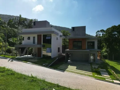 Apartamento com 3 Quartos à venda, 278m² no Praia das Taquaras, Balneário Camboriú