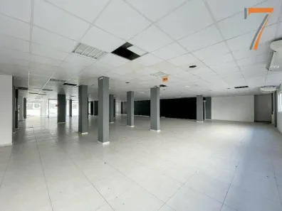 Ponto Comercial à venda, 574m² no Estreito, Florianópolis