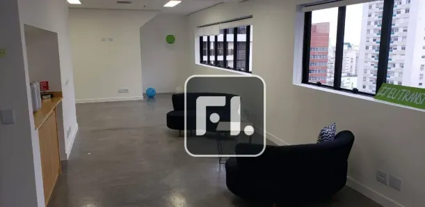 Sala Comercial para alugar, 420m² no Cerqueira César, São Paulo