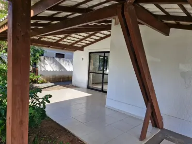 Casa com 3 Quartos para alugar, 111m² no Piatã, Salvador