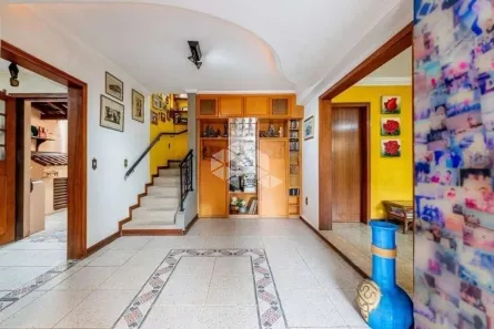 Casa com 3 Quartos à venda, 199m² no Passo da Areia, Porto Alegre