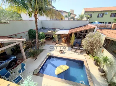 Sobrado com 3 Quartos à venda, 205m² no Vila Brandina, Campinas