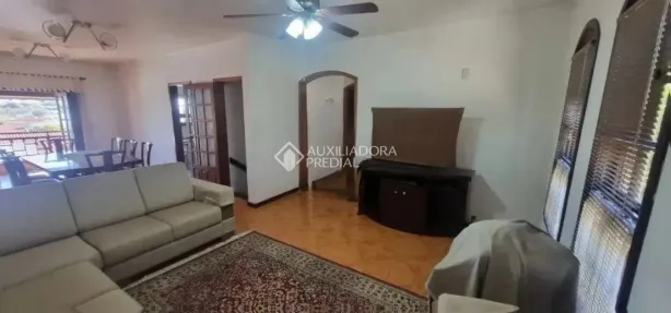 Casa com 3 Quartos à venda, 226m² no Ipanema, Porto Alegre