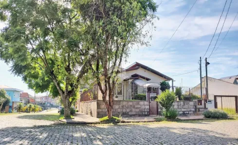 Casa com 4 Quartos à venda, 340m² no Cinqüentenário, Caxias do Sul