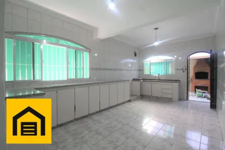 Sobrado com 3 Quartos à venda, 165m² no Vila Assis Brasil, Mauá