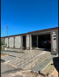 Casa com 3 Quartos à venda, 210m² no Setor Ana Rosa, Trindade
