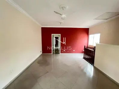 Sobrado com 3 Quartos para alugar, 250m² no Jardim Terras de São João, Jacareí