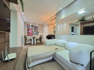 Apartamento com 2 Quartos à venda, 58m² no Barreiros, São José