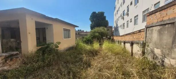 Lote/Terreno à venda, 756m² no Padre Eustáquio, Belo Horizonte