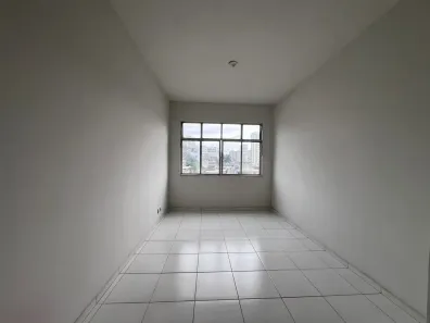 Apartamento com 2 Quartos para alugar, 80m² no Jardim Vinte e Cinco de Agosto, Duque de Caxias