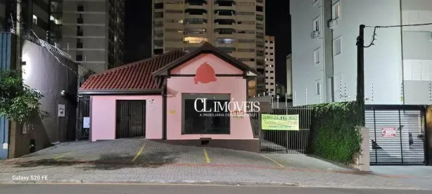 Casa com 5 Quartos para alugar, 200m² no Vila Ipiranga, Londrina