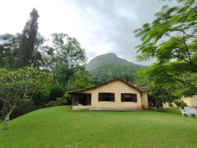 Fazenda/Sítio com 4 Quartos à venda, 180000m² no Vargem Grande, Teresópolis