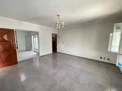 Sobrado com 4 Quartos à venda, 219m² no Parque São Quirino, Campinas