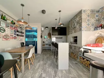 Sobrado com 4 Quartos à venda, 170m² no Coloninha, Florianópolis