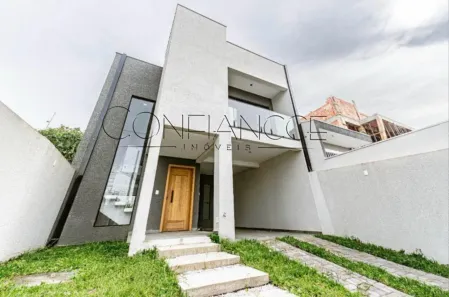 Casa com 3 Quartos à venda, 122m² no Tingui, Curitiba