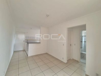Apartamento com 2 Quartos para venda ou aluguel, 56m² no Vila Pelicano, São Carlos