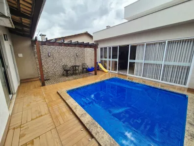 Casa de Condomínio com 4 Quartos à venda, 180m² no Setor Jaó, Goiânia