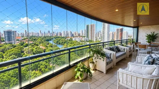 Apartamento com 4 Quartos à venda, 210m² no Jaqueira, Recife