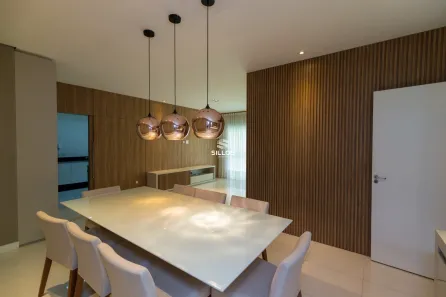 Apartamento com 4 Quartos para alugar, 315m² no Água Verde, Curitiba