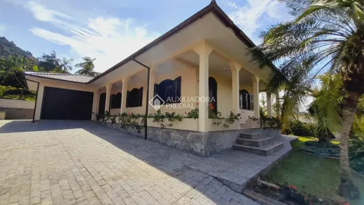 Casa com 3 Quartos à venda, 165m² no Alto Aririú, Palhoça