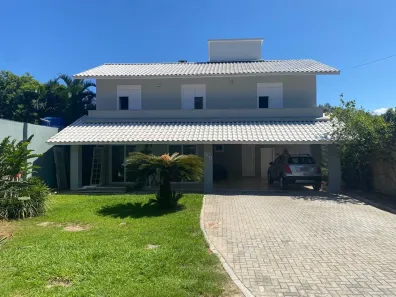 Casa com 5 Quartos à venda, 260m² no Campeche, Florianópolis