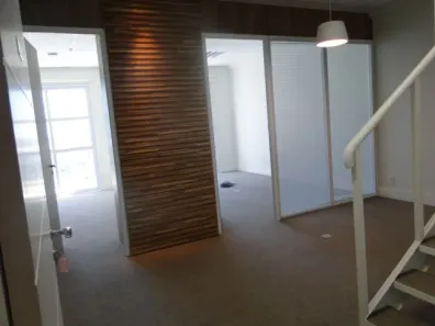 Sala Comercial para alugar, 120m² no Vila Cordeiro, São Paulo