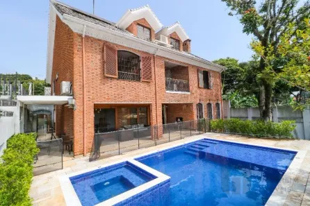 Casa com 5 Quartos à venda, 586m² no Jardim Everest, São Paulo