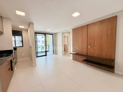 Apartamento com 2 Quartos para alugar, 76m² no Centro, Itajaí