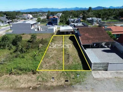 Lote/Terreno à venda, 180m² no Barra do Saí, Itapoá