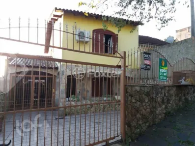 Casa com 3 Quartos à venda, 190m² no Medianeira, Porto Alegre