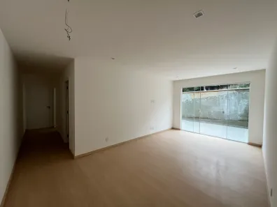 Apartamento com 3 Quartos à venda, 105m² no Quarteirão Brasileiro, Petrópolis