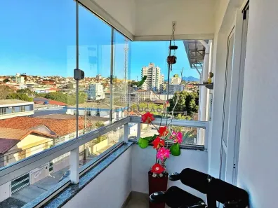 Apartamento com 3 Quartos à venda, 118m² no Barreiros, São José