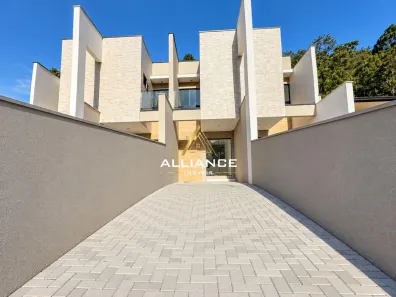 Sobrado com 2 Quartos à venda, 92m² no Tifa Martins, Jaraguá do Sul